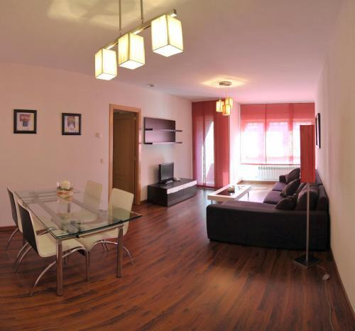 Apartamentos Turisticos Veladiez La Lastrilla Dış mekan fotoğraf
