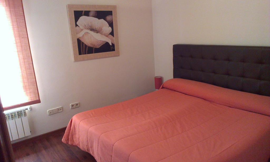 Apartamentos Turisticos Veladiez La Lastrilla Oda fotoğraf