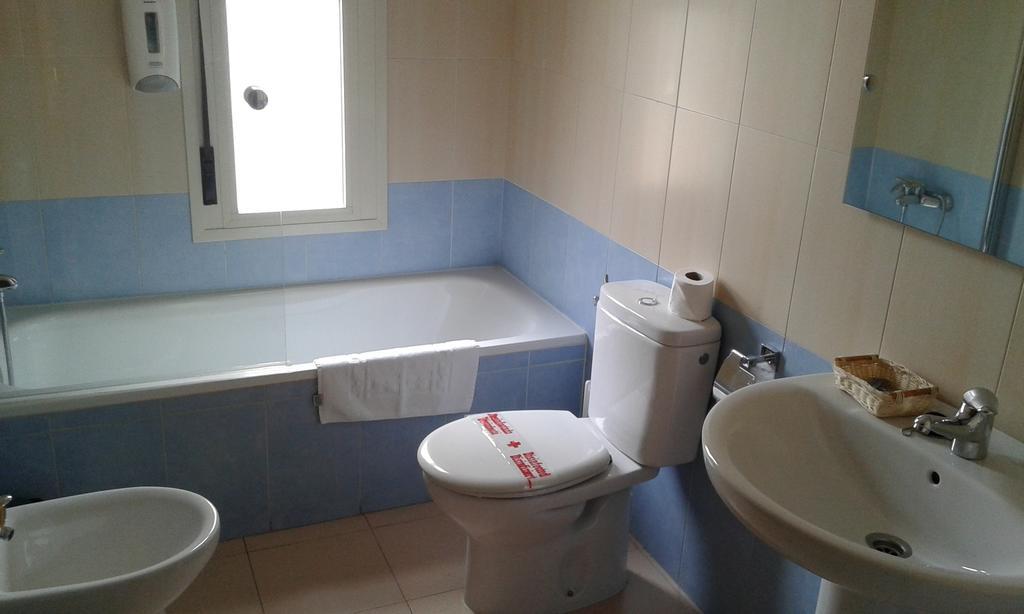 Apartamentos Turisticos Veladiez La Lastrilla Oda fotoğraf