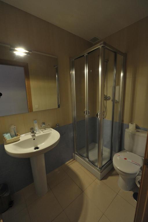 Apartamentos Turisticos Veladiez La Lastrilla Dış mekan fotoğraf